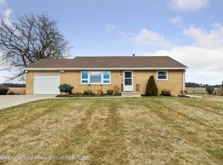 3185 E Herbison Rd, Bath, MI 48808