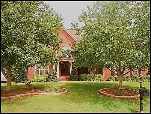 1st image of 17069 Laurelmont Ct
