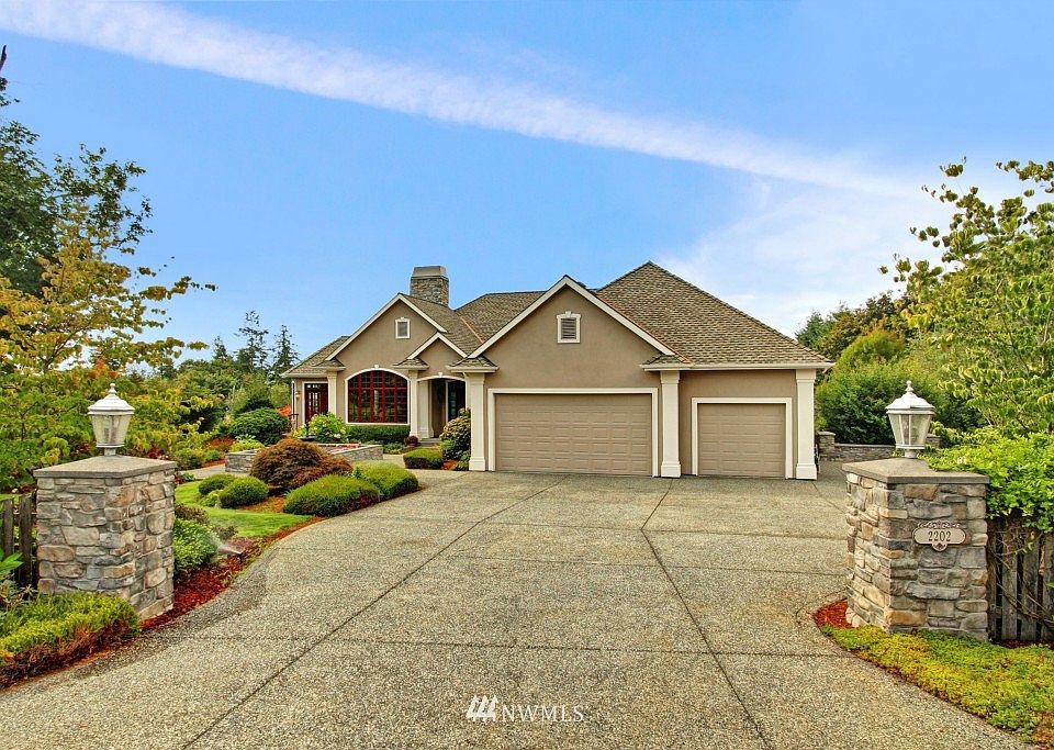 1st image of 2202 Cavalero Road