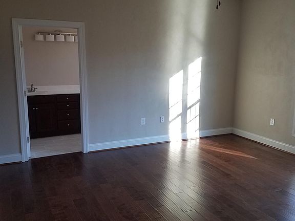 4th image of 4682 Alleghany Dr