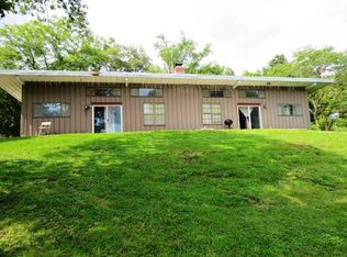 26926 215th St, Leavenworth, KS 66048