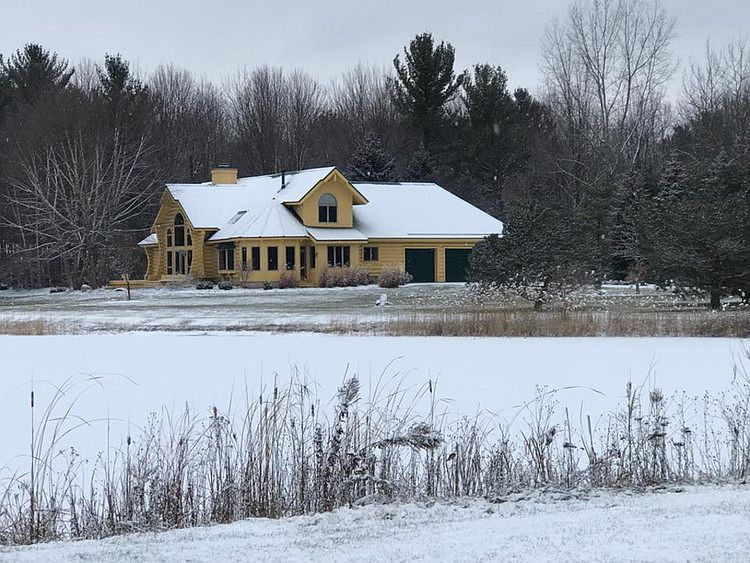 1st image of 3599 E Southgate Dr