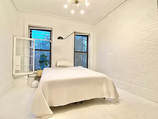 Rented by Keller Williams NYC | media 14