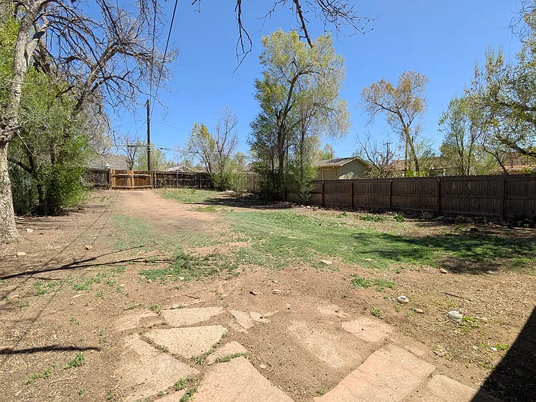 1016 W Cucharras St — Photo 23