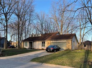 471 Whisper Ln, Greenwood, IN 46142