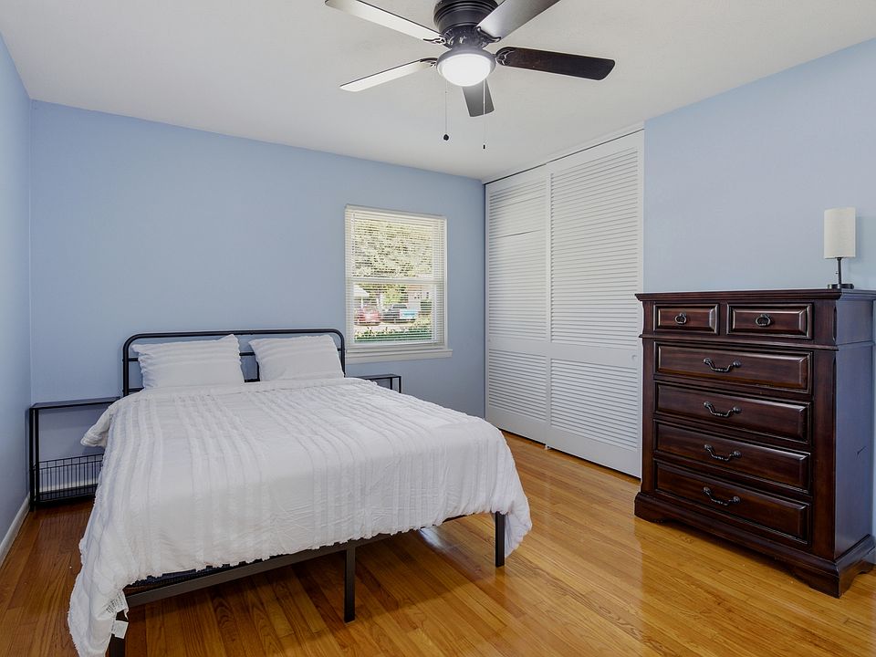 1st image of 1829 Martindale Dr #2
