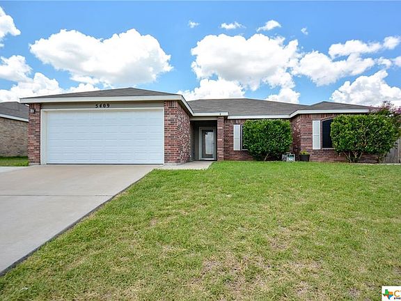 2nd image of 5409 Bridle Dr