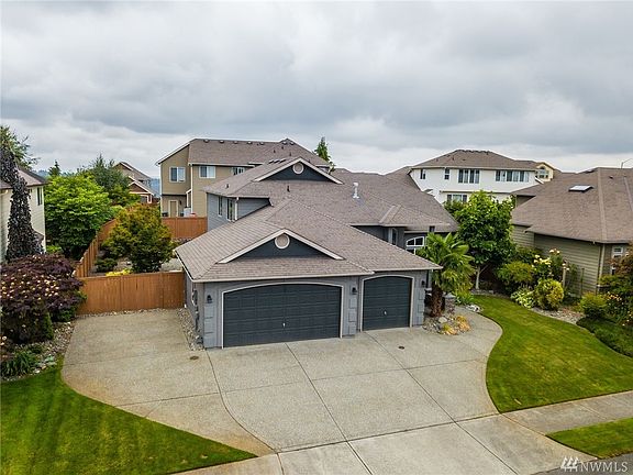 3rd image of 10302 183rd Ave E