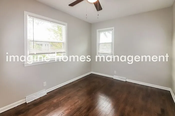 9643 Lamar Ave — Photo 9