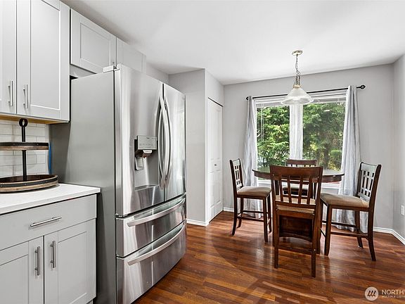 5th image of 9211 64th Avenue Ct E