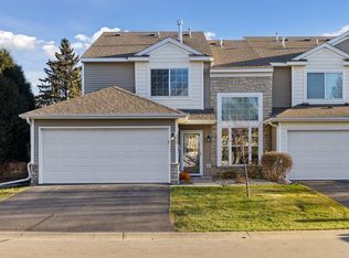 319 Wilderness Dr, Chaska, MN 55318