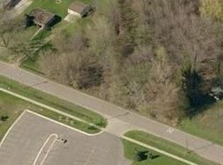 33825 Hooker Rd, Chesterfield, MI 48047