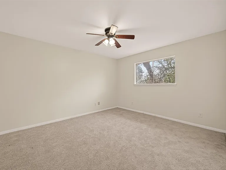 422 Willow Vista Dr — Photo 32