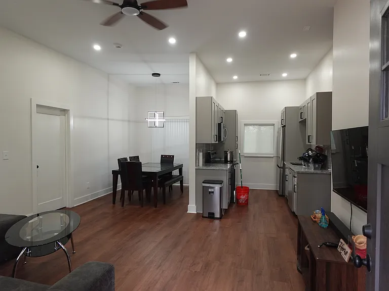 3917 Bonnie Ln SE — Photo 5