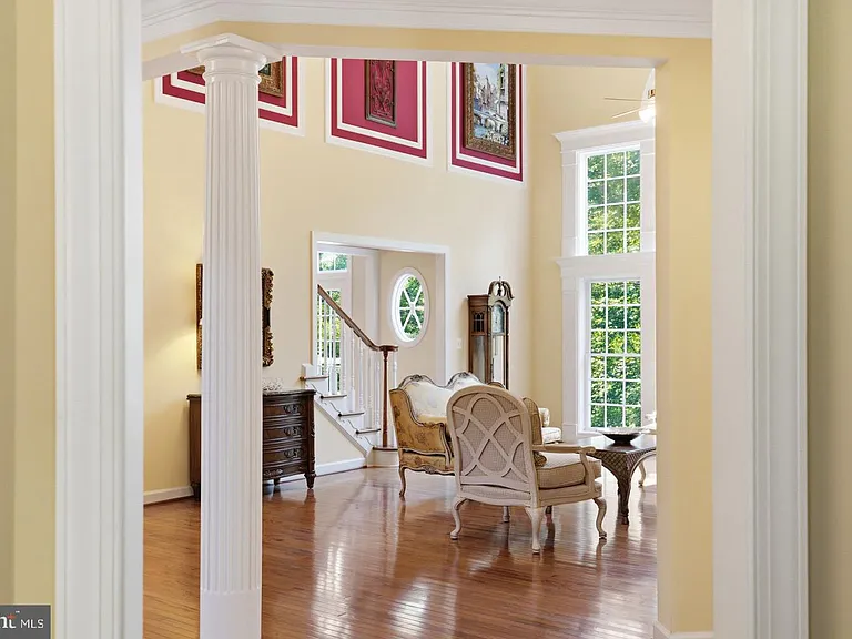 14140 Seneca Rd — Photo 12