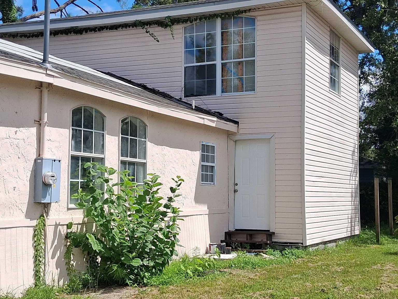 5 bed, 1762 sqft, $1,450 — Photo 2