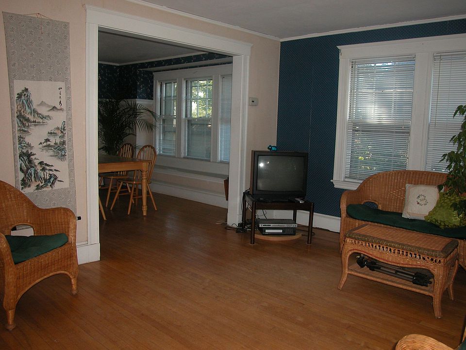 2nd image of 53 Vassall St