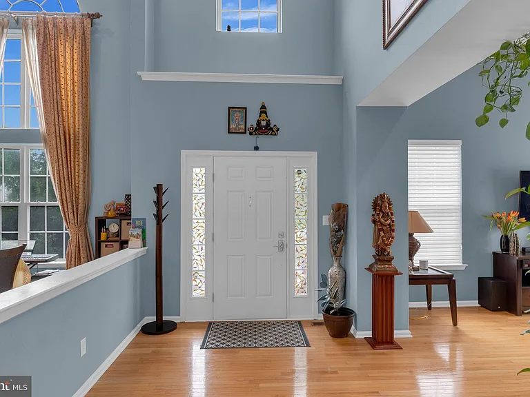 16 Cardiff Ct — Photo 6