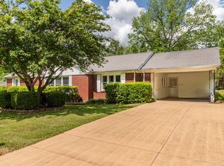 544 E Madison St, Pulaski, TN 38478