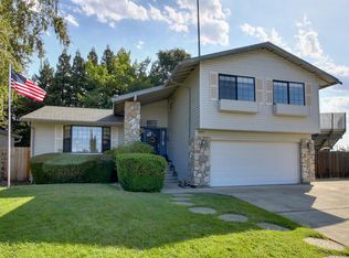 8813 Fontana Ct, Elk Grove, CA 95624