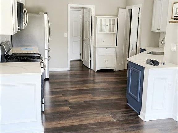 3rd image of 5855 Crestwick Way