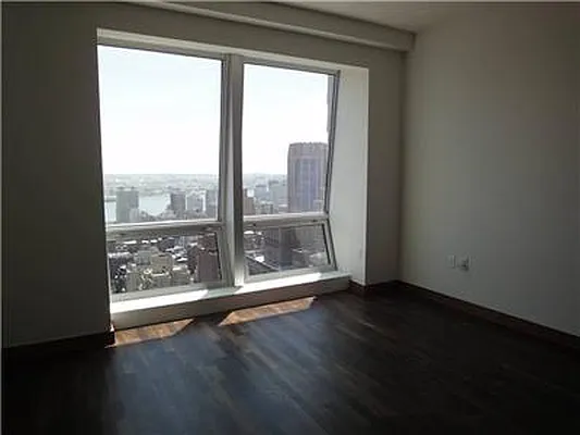 Rented by 212 Consulting Corp | media 24