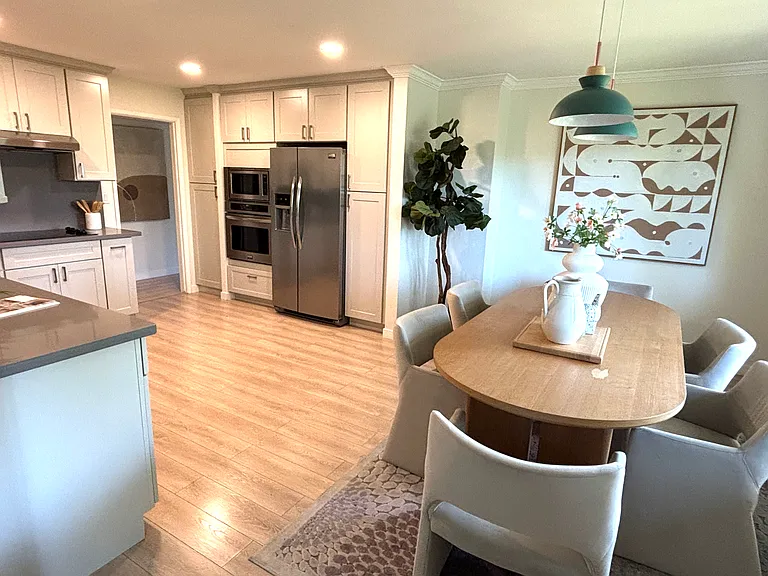 1544 San Antonio St — Photo 4