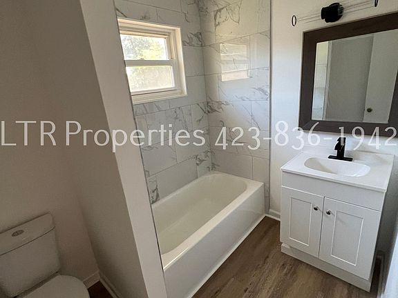 5th image of 4905 Basswood Dr #A