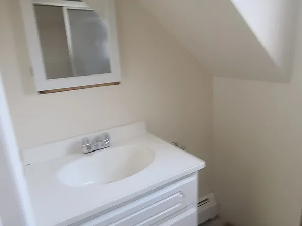 571 Avenue A image 9 of 10