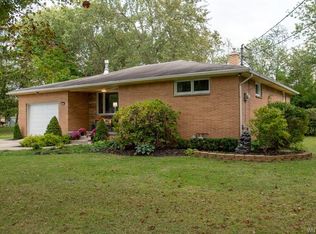 2615 Hakanaw Ave, Hamburg, NY 14075