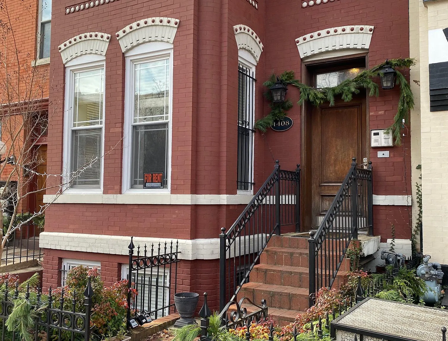 1408 10th St NW — Photo 1