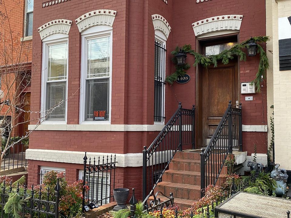 Front of 6-unit, self-managed condo building.
