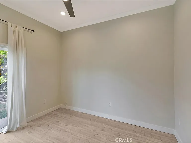 17227 Keswick St — Photo 20