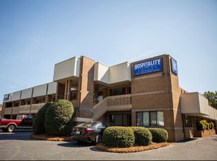 311 Alexander Ave W #103, Greenwood, SC 29646