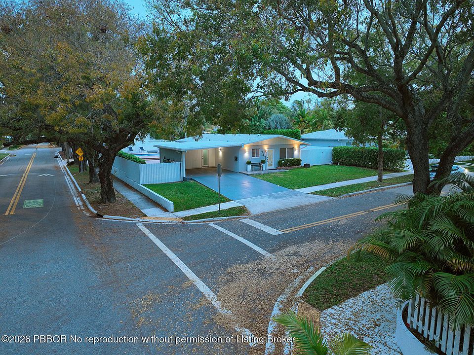1st image of 747 Avon Rd