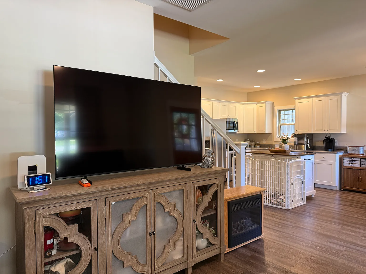 3 bed, 1500 sqft, $1,900 — Photo 3