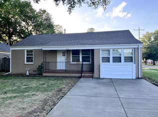 703 S Drury Ln, Wichita, KS 67207