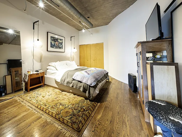 110 N Peoria St #301 — Photo 5