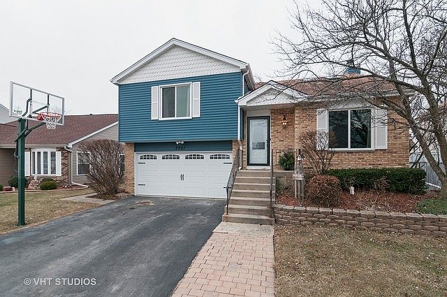 1st image of 2521 Danbury Dr