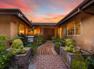 20312 Strelna Pl, Woodland Hills, CA 91364