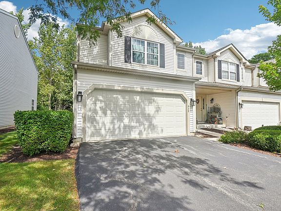 3rd image of 639 Kenwood Ct