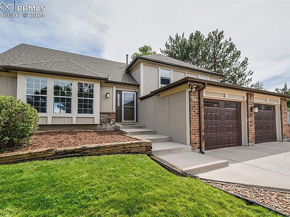 3rd image of 755 Grey Eagle Cir N