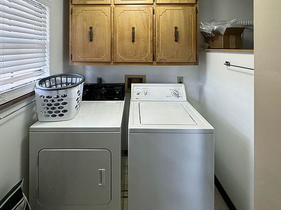 5th image of 810 Highland Dr Unit 303-M