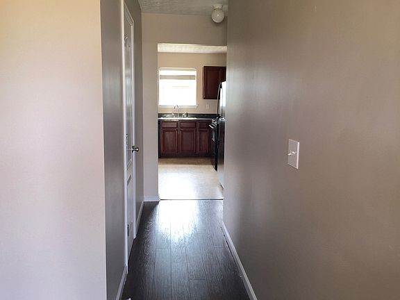 4th image of 126 Potomac Dr