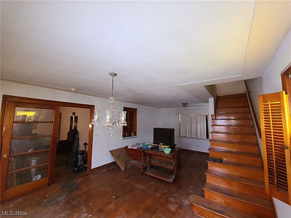 5th image of 3558 Dallas Ave