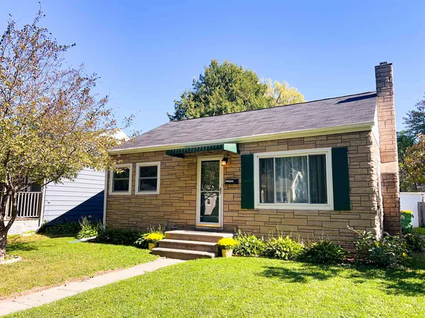 1137 S Greenwood Ave, Green Bay, WI 54304