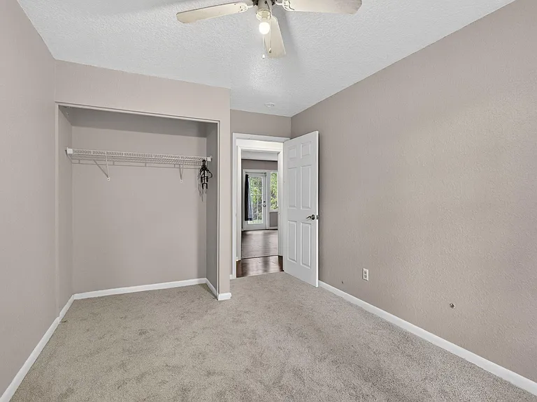 16932 Okeechobee Blvd — Photo 32