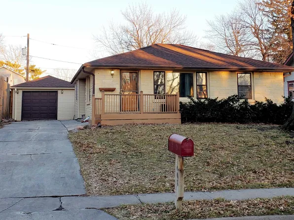 2008 S 49th St, Lincoln, NE 68506
