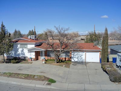 1609 Los Arboles Ave NW, Albuquerque, NM, 87107