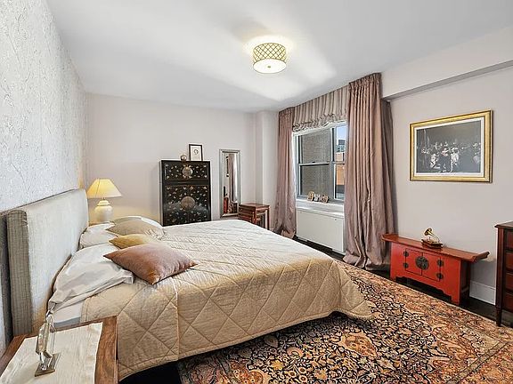 3rd image of 400 E 56th St APT 26E